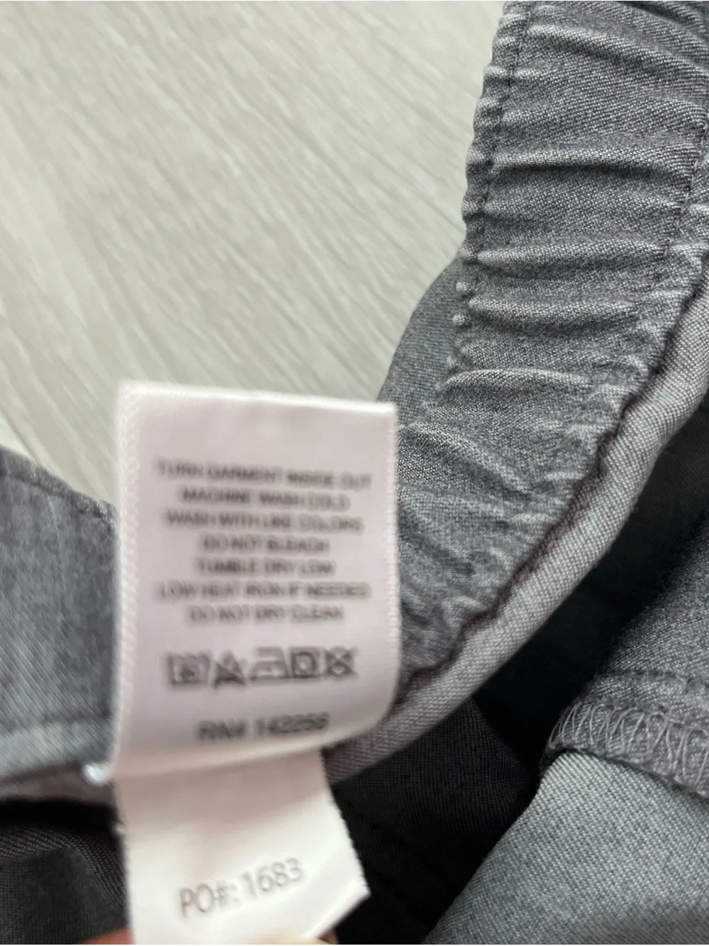 FIGS SCRUB PANTS GRAY STRAIGHT LEG CARGO UTILITY MEDICAL MENS MEDIUM